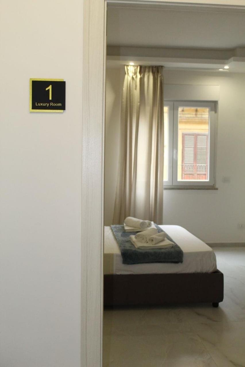 Diamante Luxury Rooms Palermo Buitenkant foto