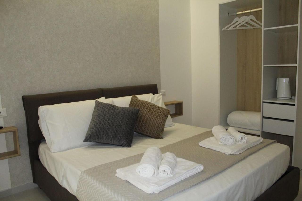 Diamante Luxury Rooms Palermo Buitenkant foto